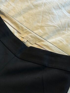 Low-Rise LOFT Tailored Black Ankle Pants